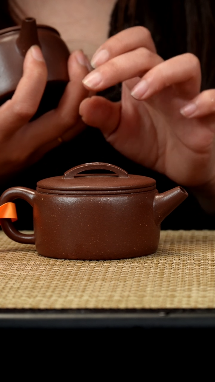 【闪购商品】紫砂茶壶梨皮紫泥汉瓦包底160c