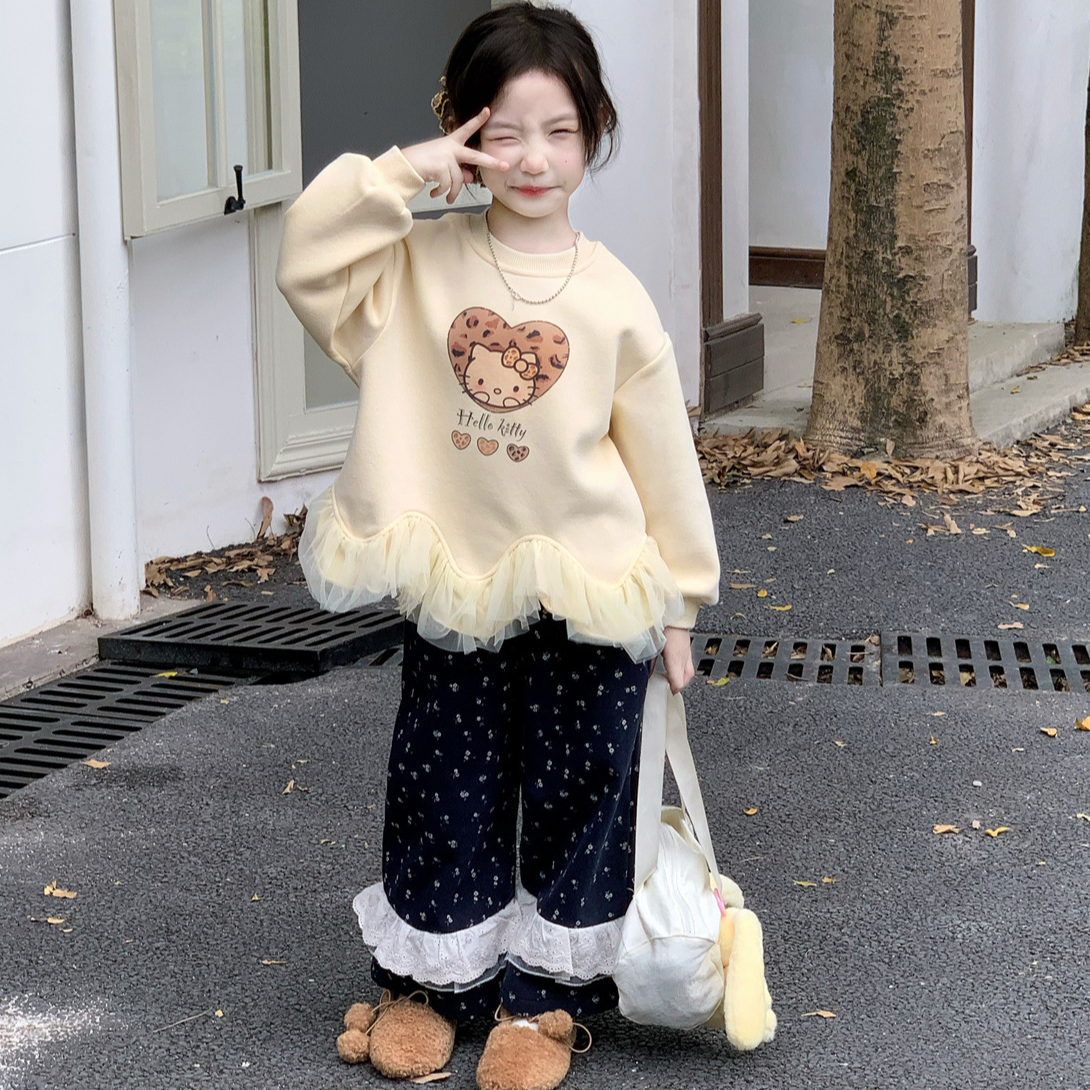 韩系女童冬季洋气卡通拼纱加绒卫衣女宝花边加绒直筒裤两件套