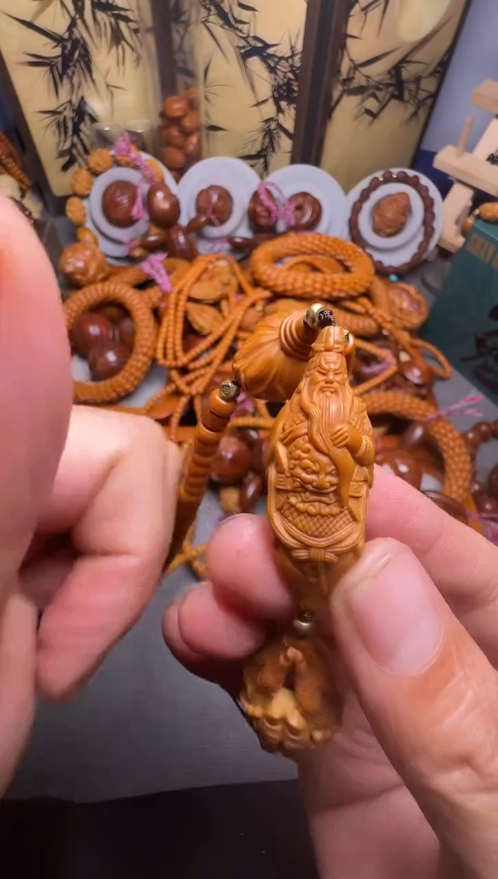 手串橄榄核关公脖挂