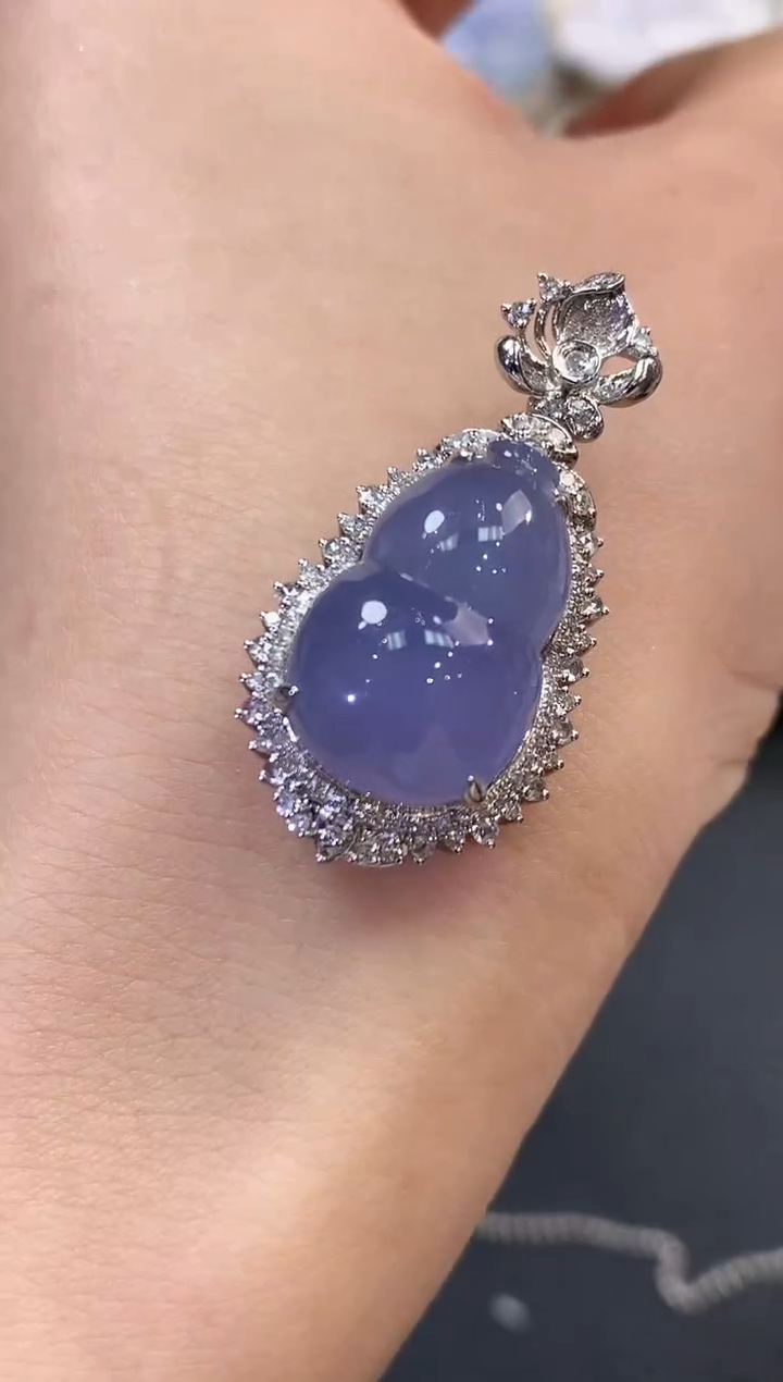 【闪购商品】翡翠吊坠(不含链)18K金镶嵌C51有色差