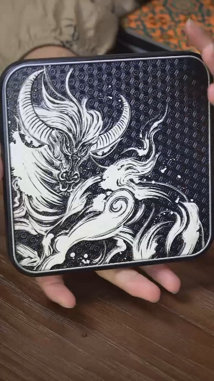 壹藏贰宝龙牛大垫子一片