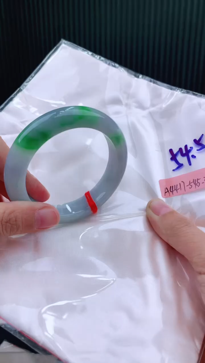未镶嵌手镯翡翠54+