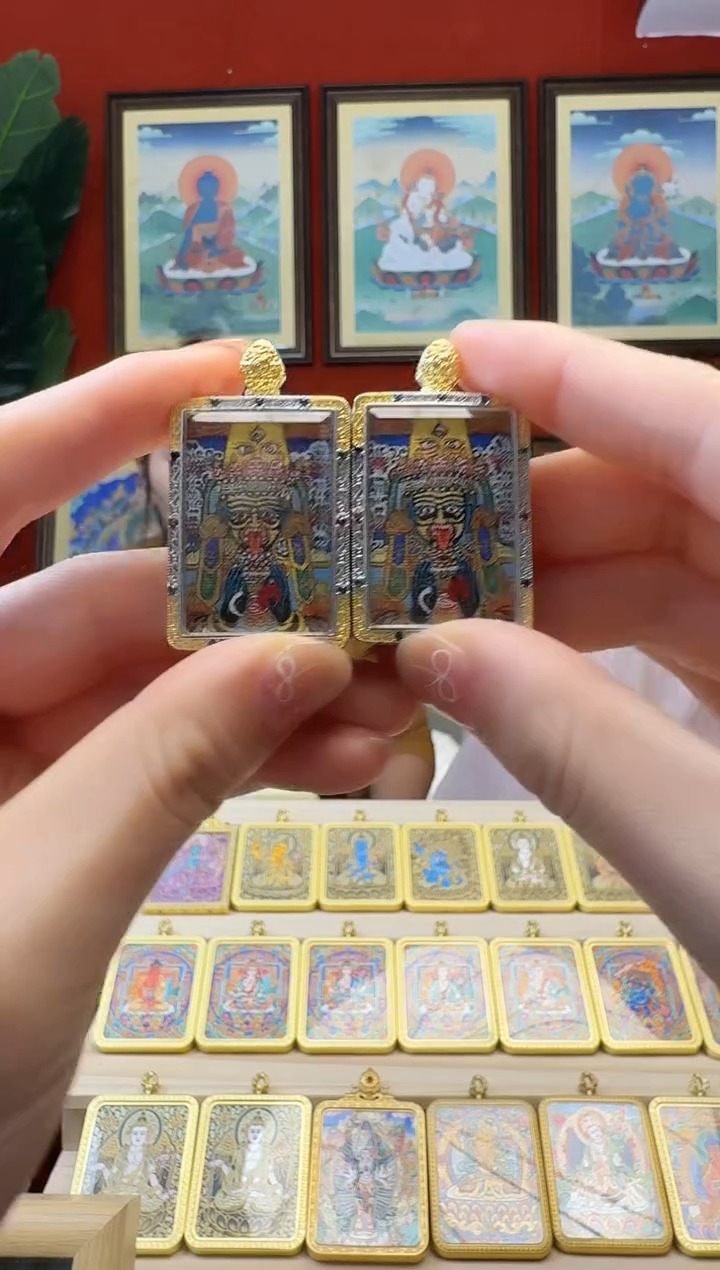 吊坠扎老师-热贡纯手绘