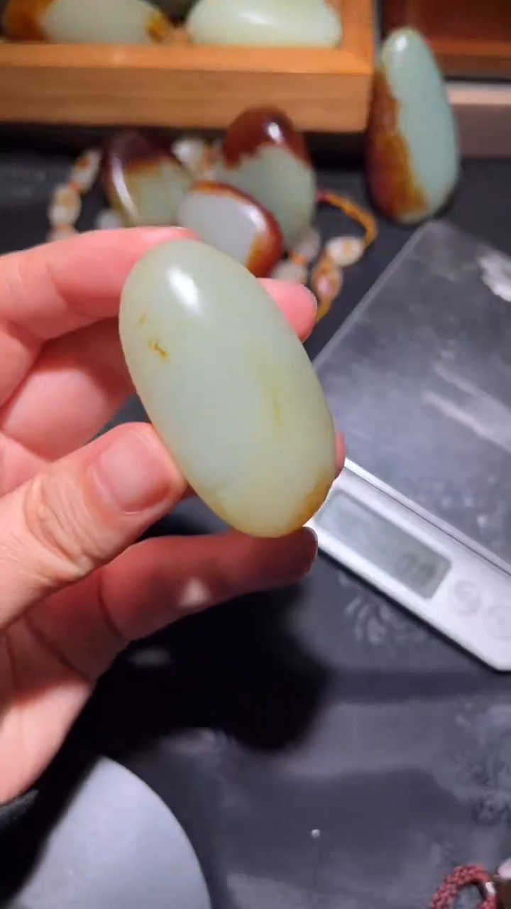 未镶嵌和田玉珠宝奇石35和田玉