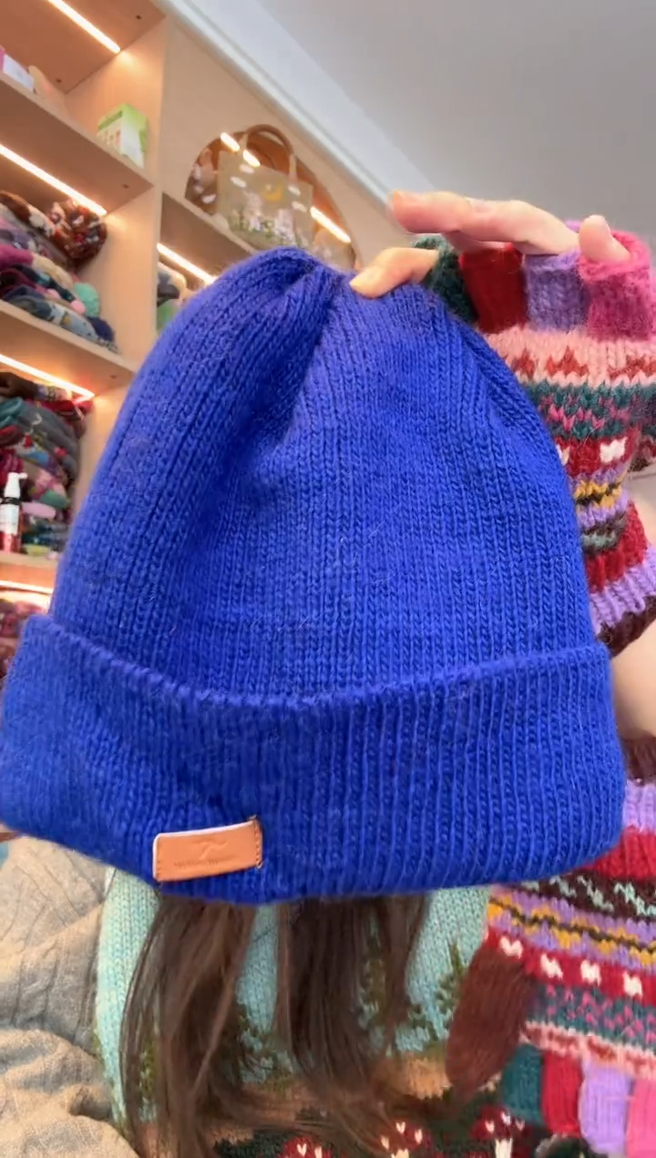 羊毛糖****️宝蓝色冷帽 