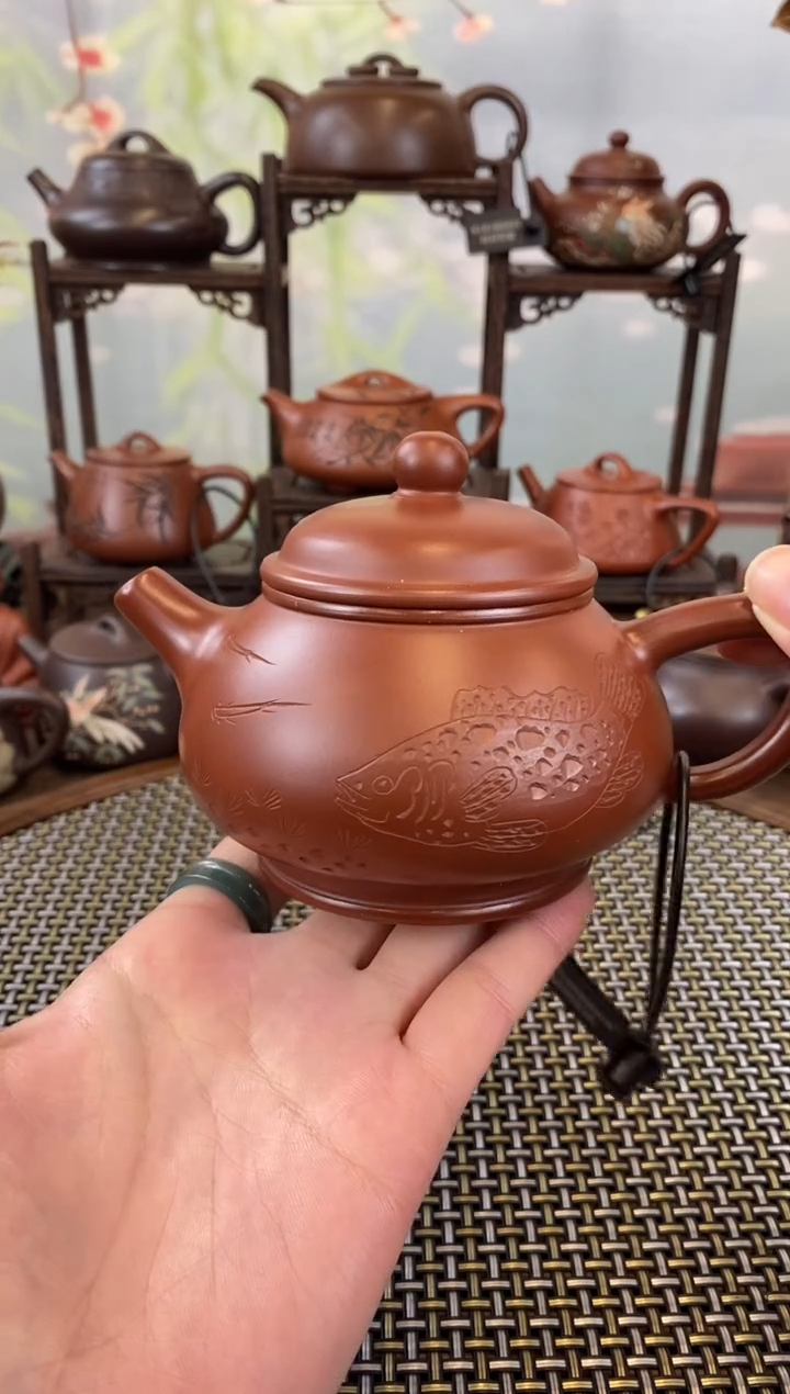 茶壶紫砂朱泥年年有余潘壶