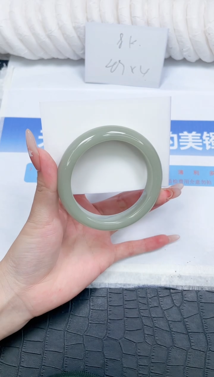 未镶嵌手镯石英质玉76-57.3