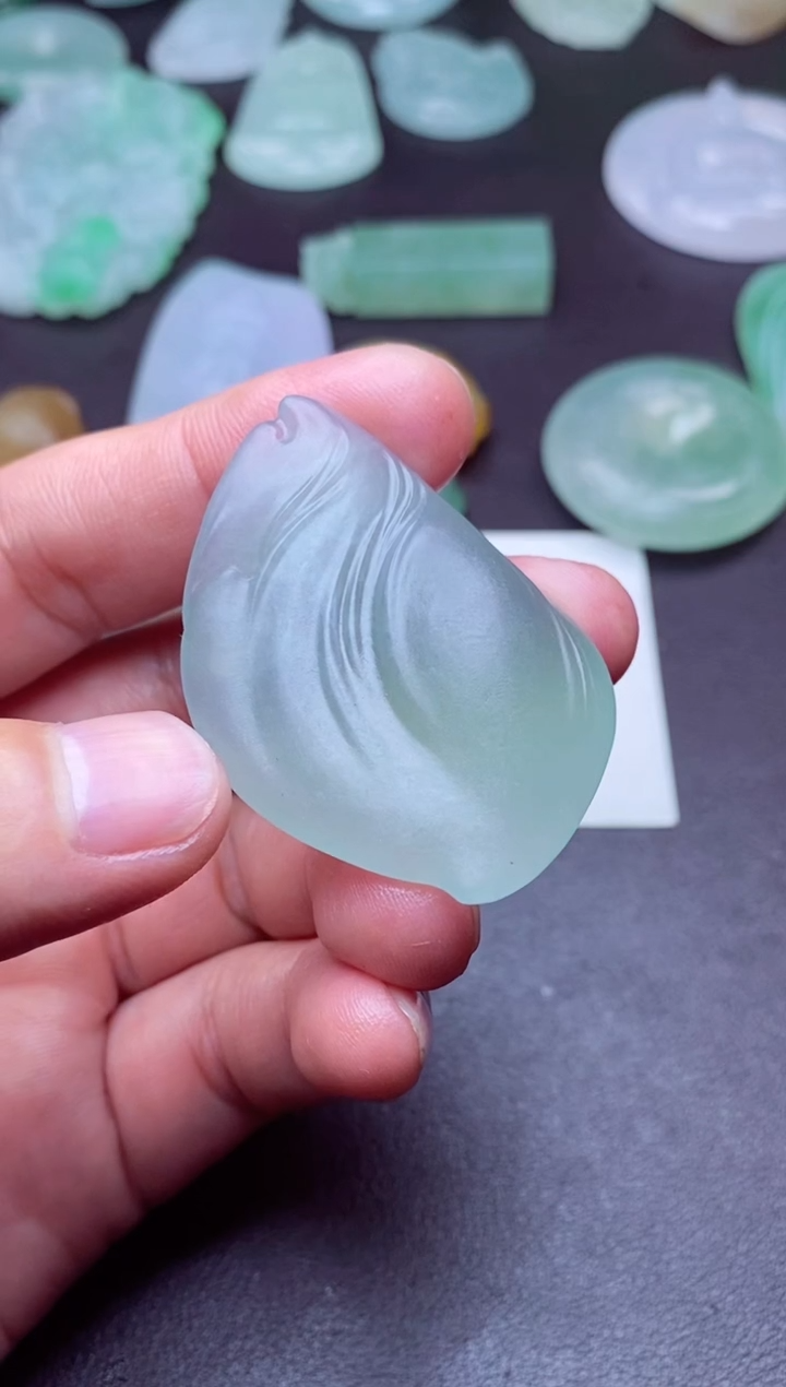 未镶嵌定制翡翠风****心a货翡翠