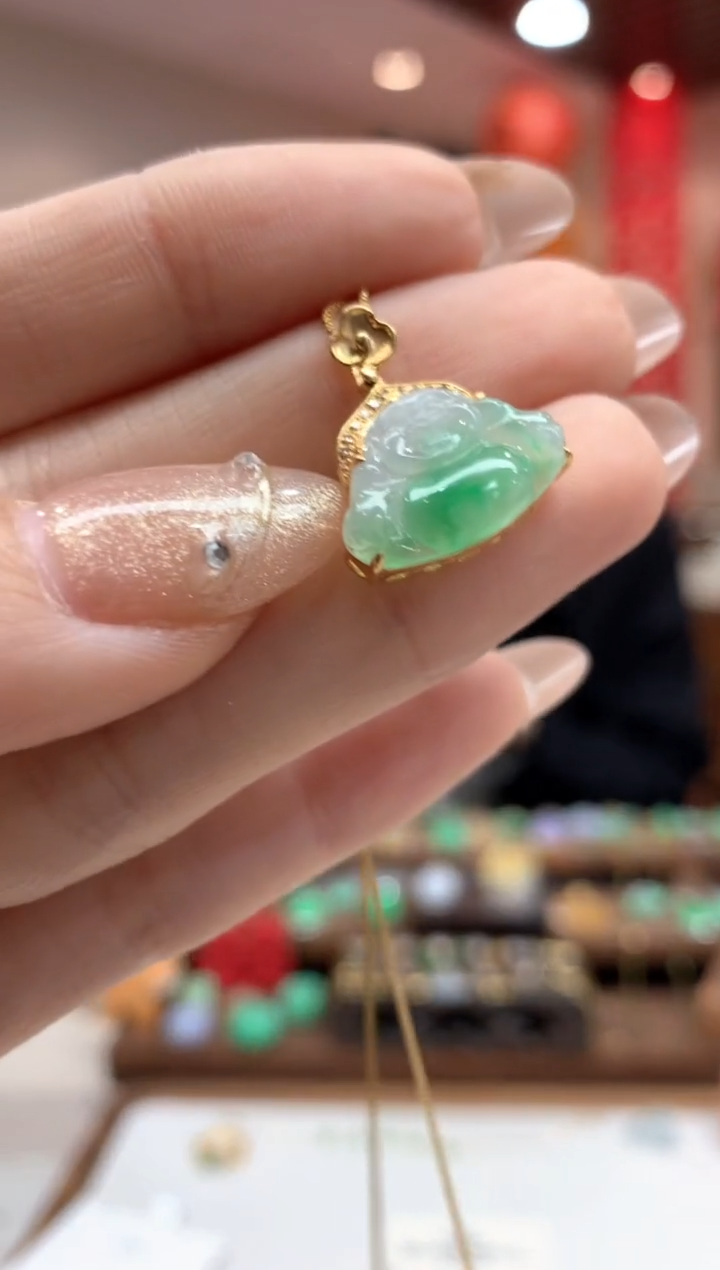 【闪购商品】翡翠吊坠(不含链)18K金镶嵌佛公