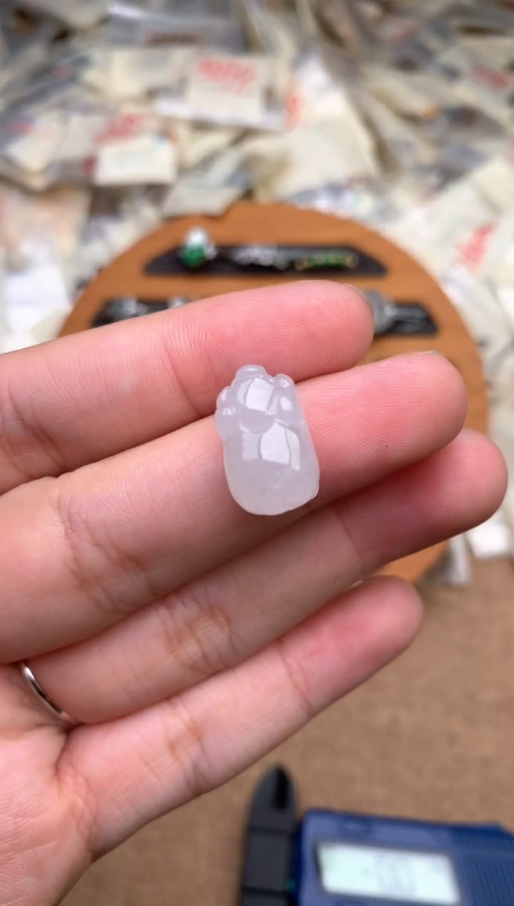 未镶嵌挂件翡翠一