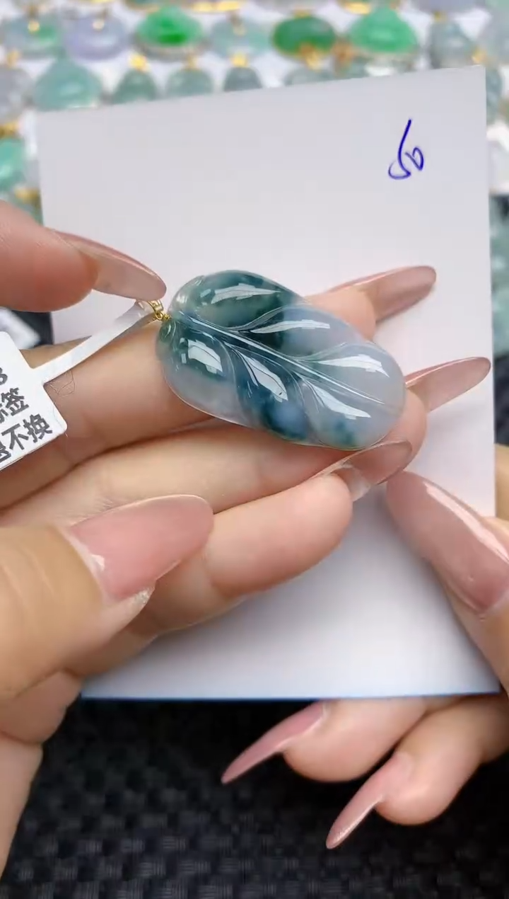 【闪购商品】翡翠颈饰18K金镶嵌天然A货翡翠 50