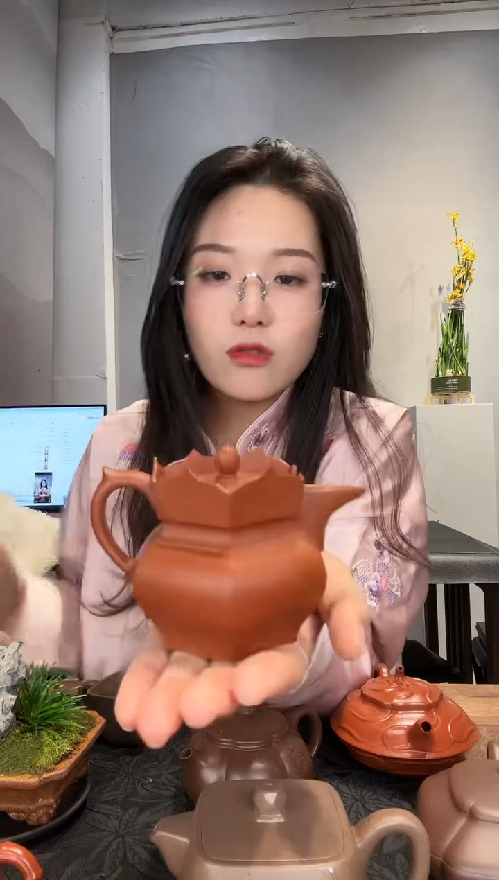 【闪购商品】紫砂茶壶僧帽  朱泥130