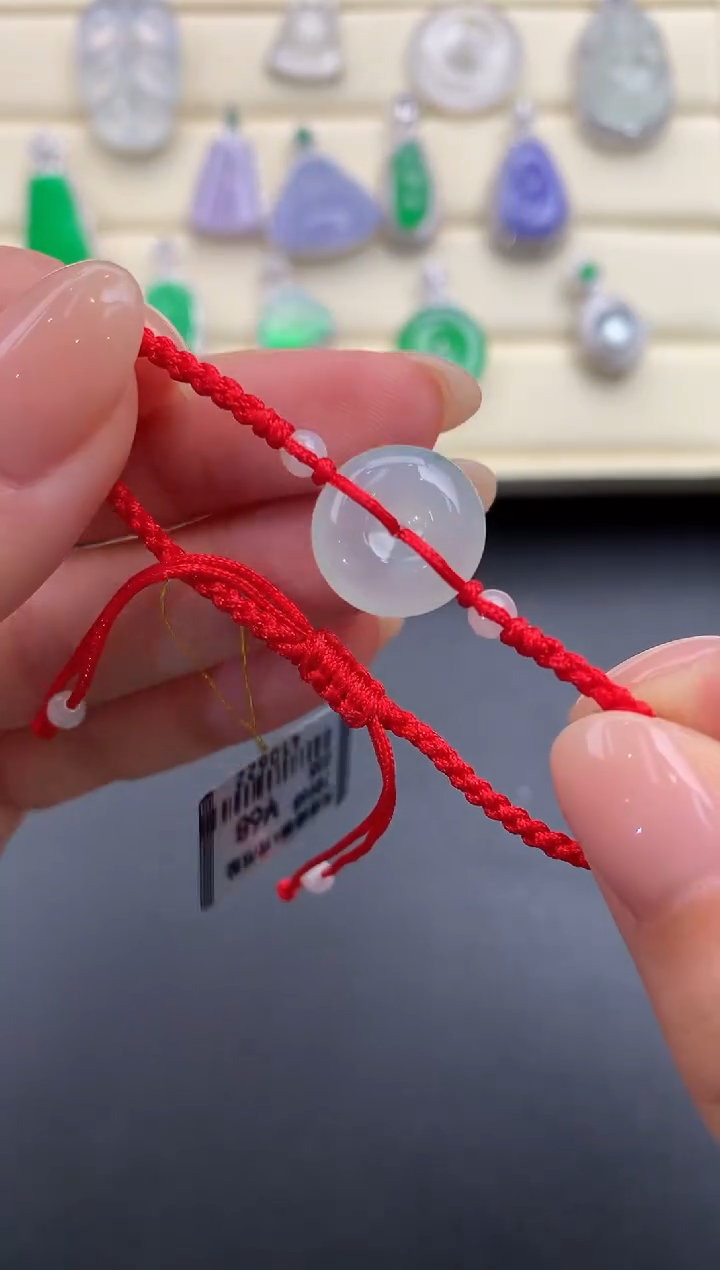 【闪购商品】翡翠颈饰未镶嵌Q626      