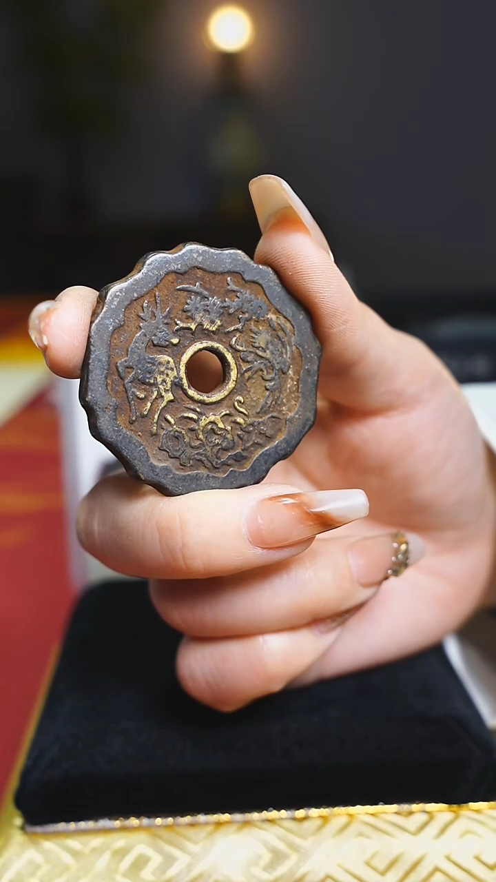 铜鹤鹿同春吉语花钱4.3cm/2875