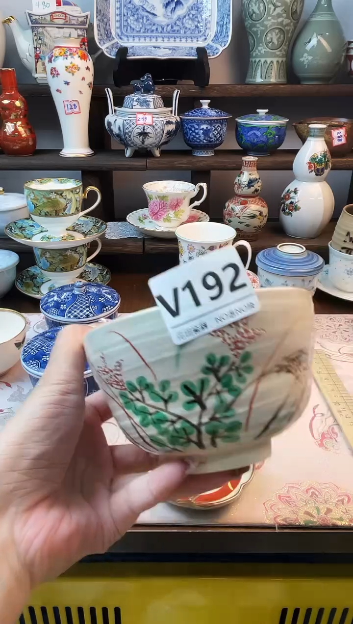 瓷片w****?V192不退不换.感谢理解