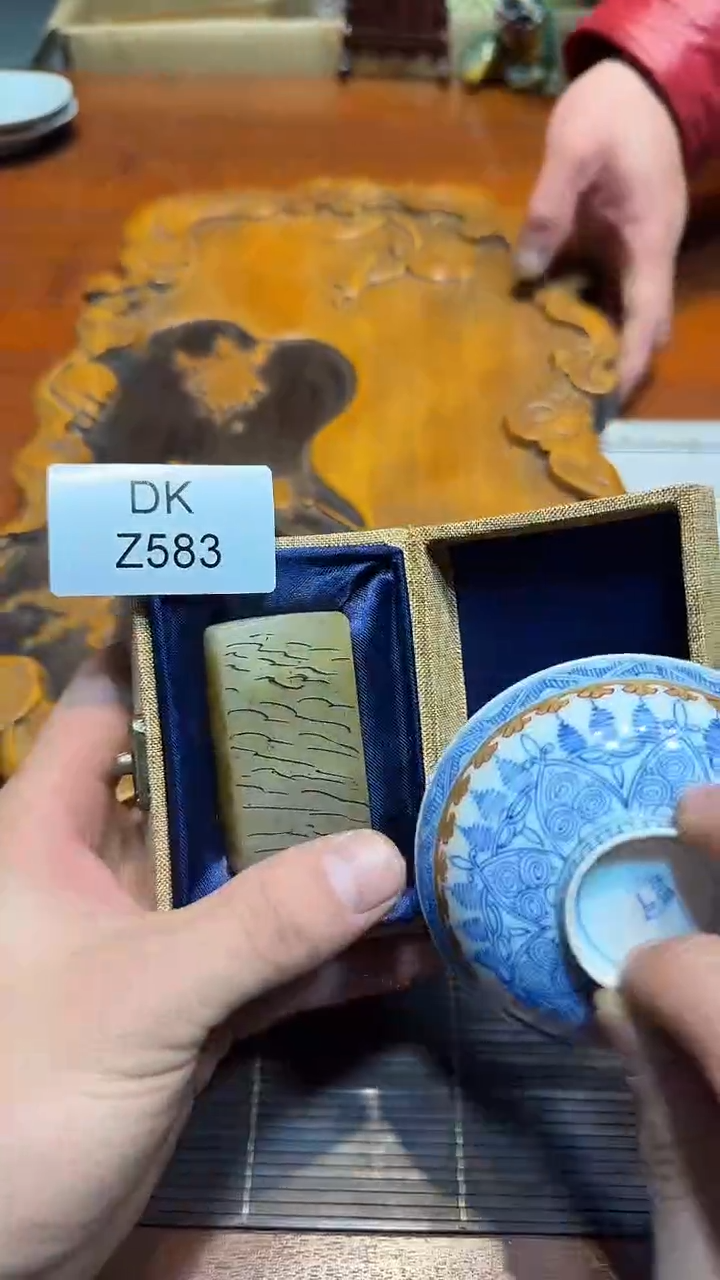 瓷片艺*斋哈哈哈哈哈583