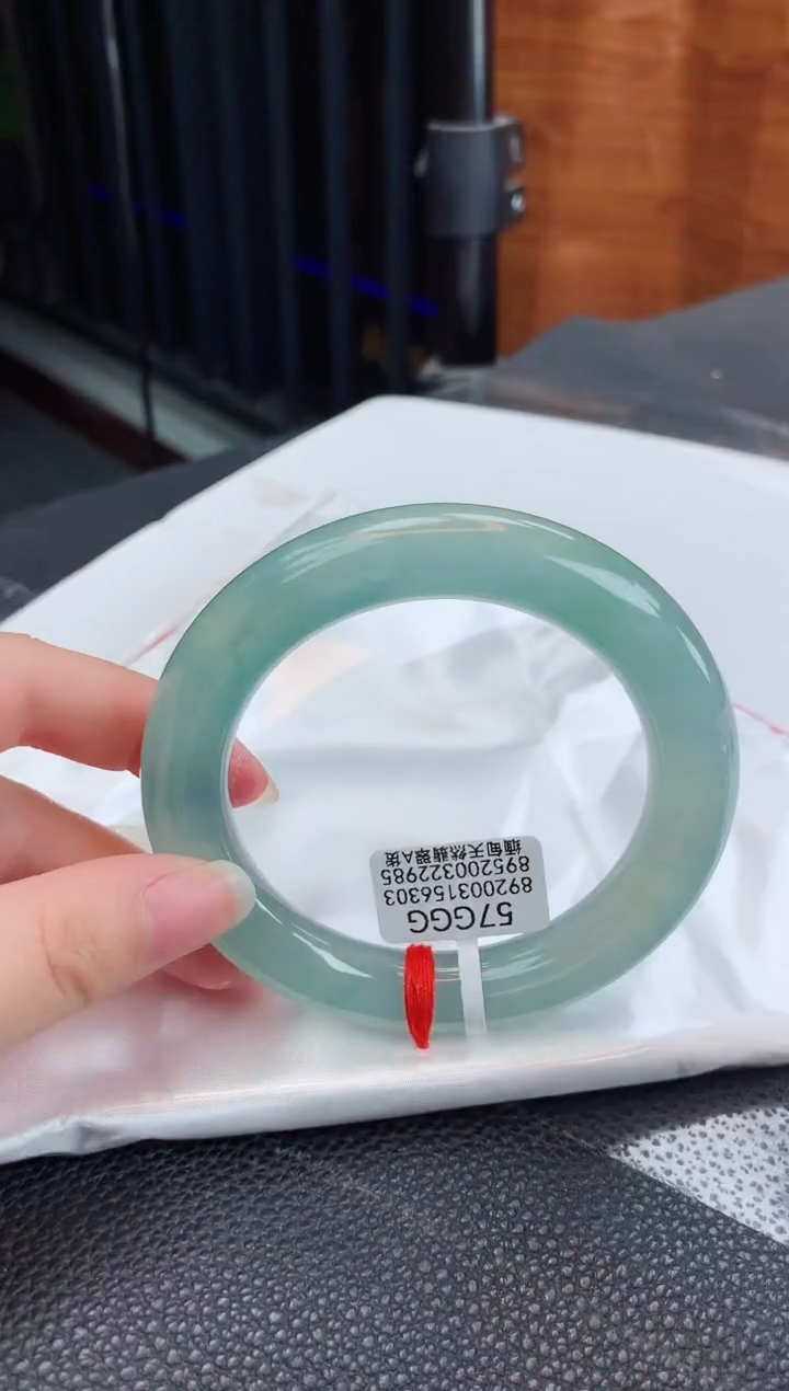 【闪购商品】翡翠手镯未镶嵌缅甸天然翡翠A货手镯