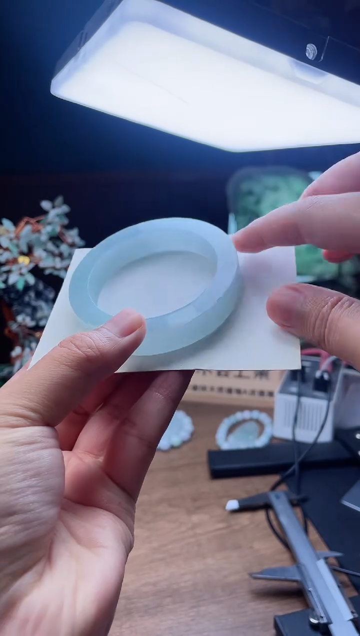 【闪购商品】定制翡翠手镯未镶嵌定制