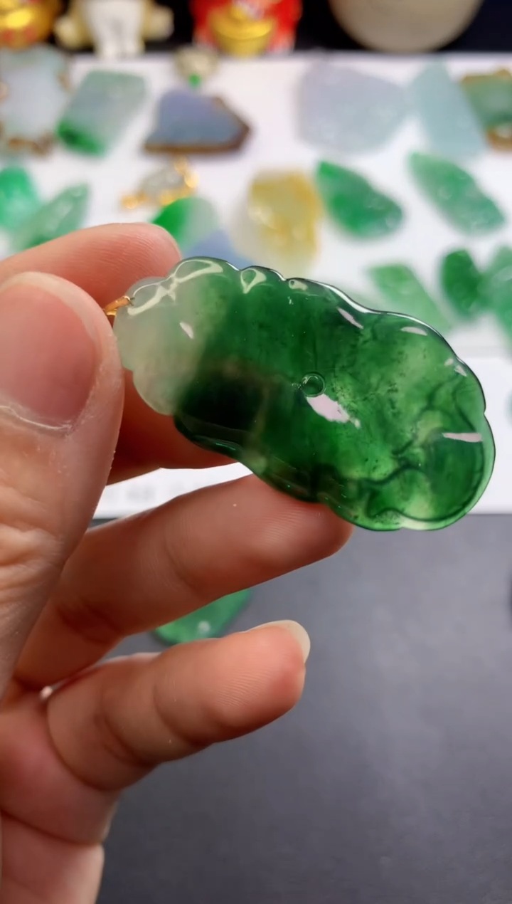 【闪购商品】翡翠吊坠(不含链)未镶嵌204