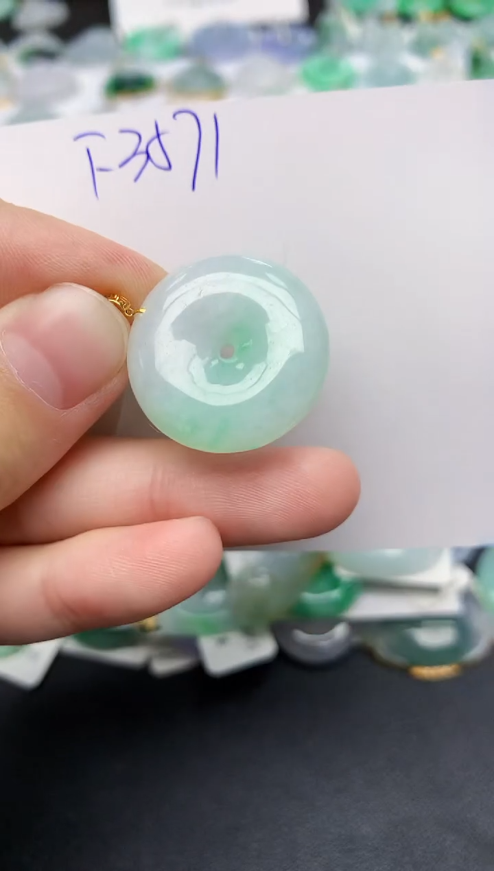 颈饰18K金镶嵌翡翠天然缅甸A货翡翠百元以上9元证书费自理