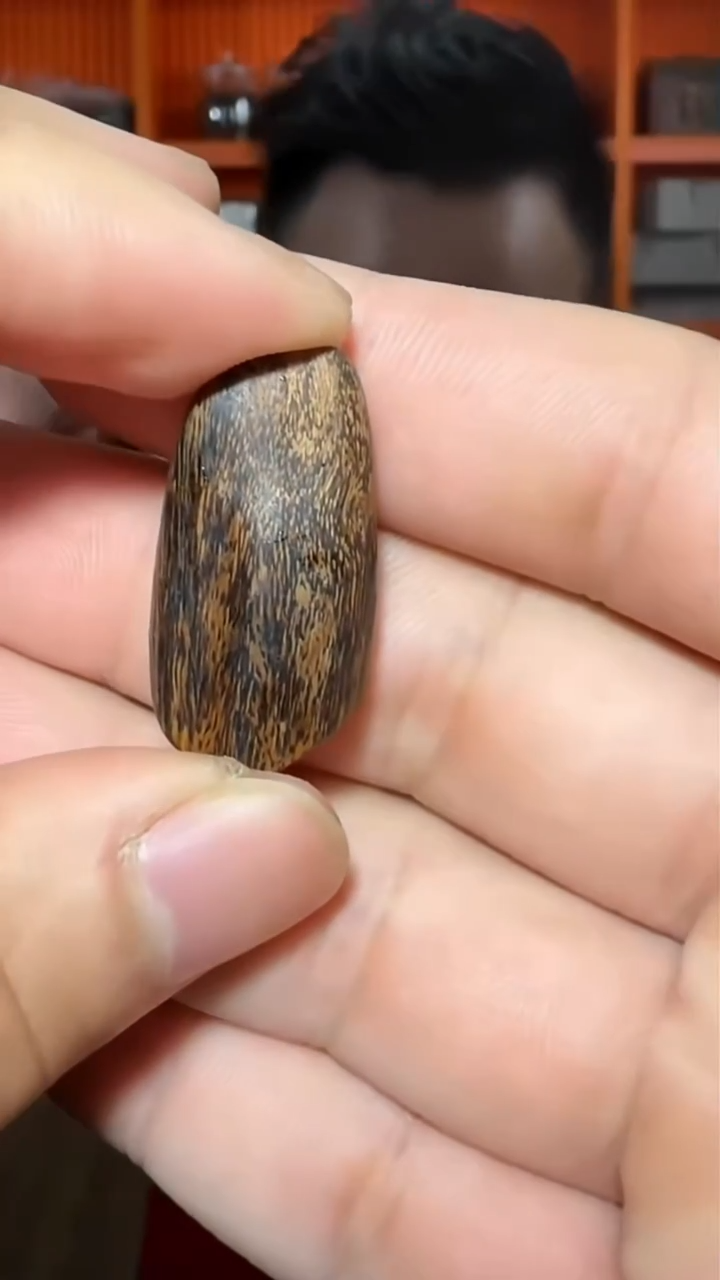 沉香吊坠a70号沉水多样性发一