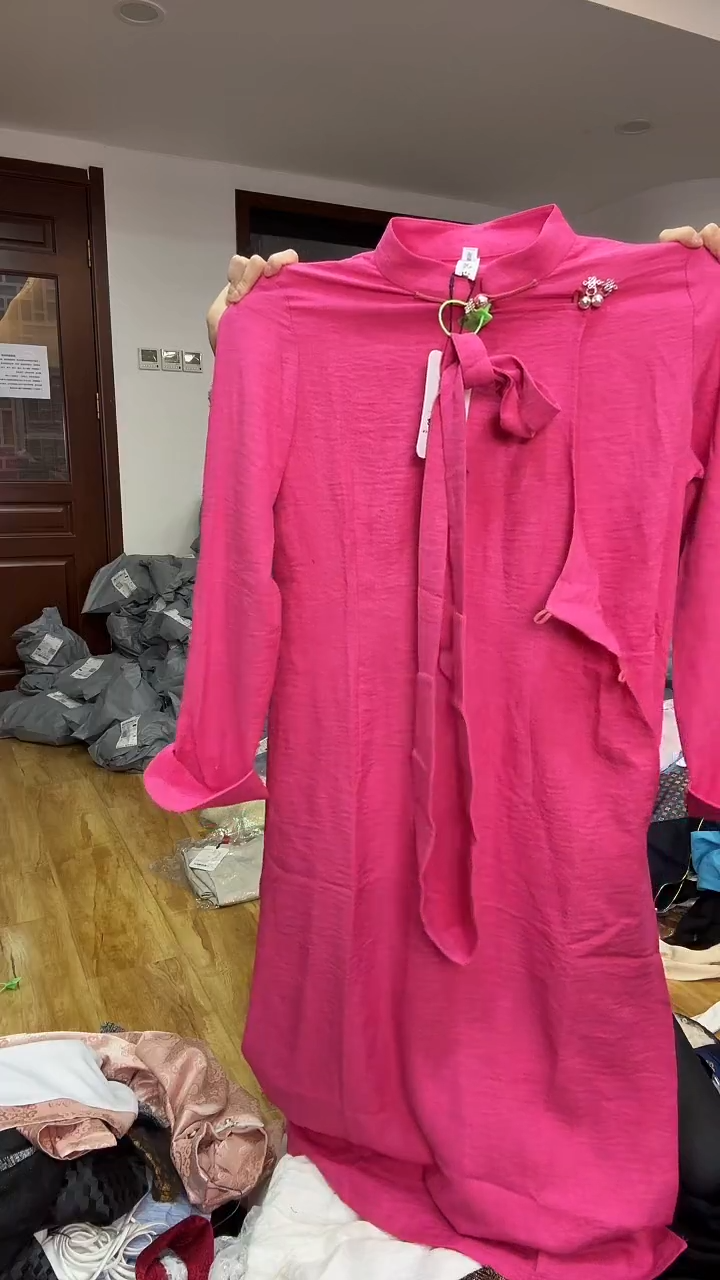 M码      110斤   袍子