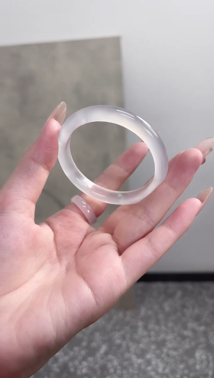 【闪购商品】玛瑙/玉髓手镯未镶嵌50-60圈 下单备注圈口 需要包容