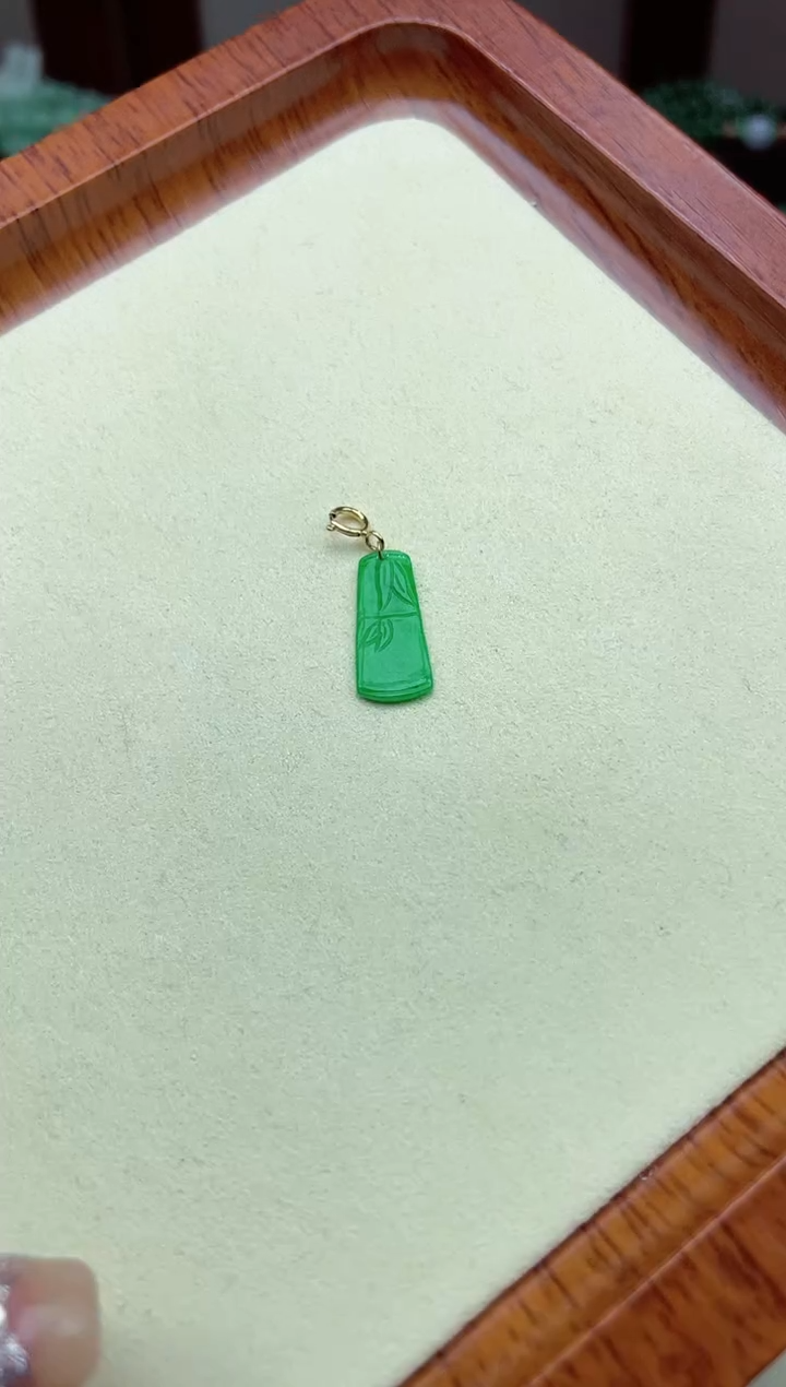 【闪购商品】翡翠手链未镶嵌翡翠