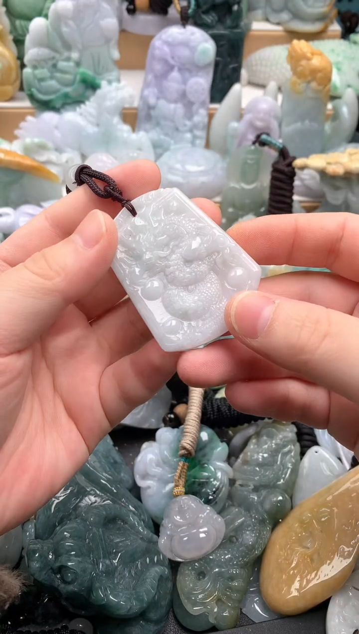 吊坠(不含链)未镶嵌翡翠1
