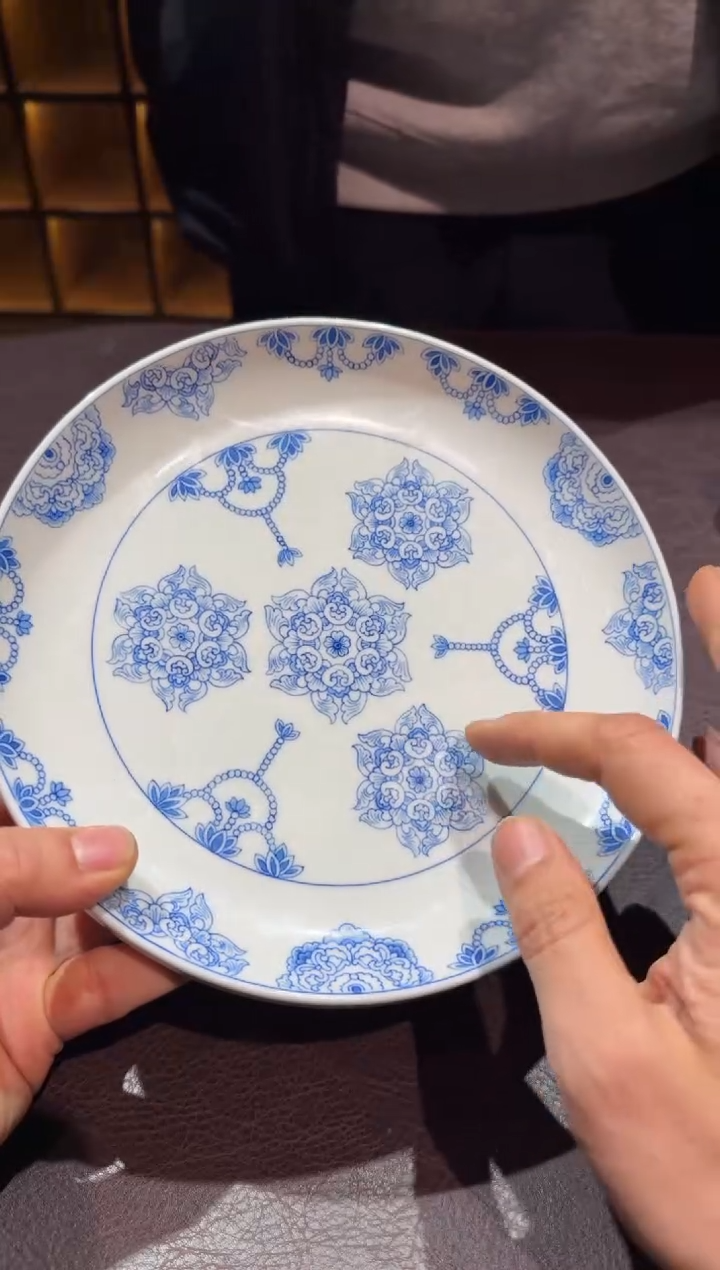 53-白边壶承景德镇