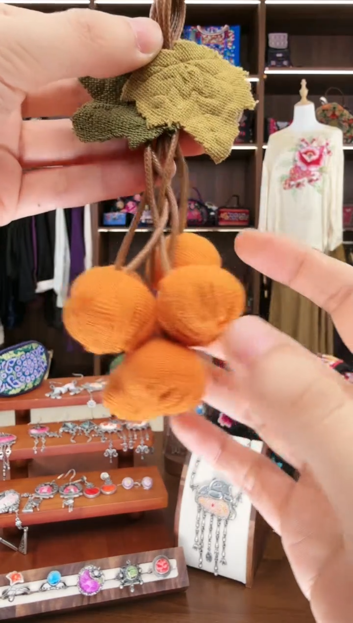 【闪购商品】织绣43蚩梦苗族古绣