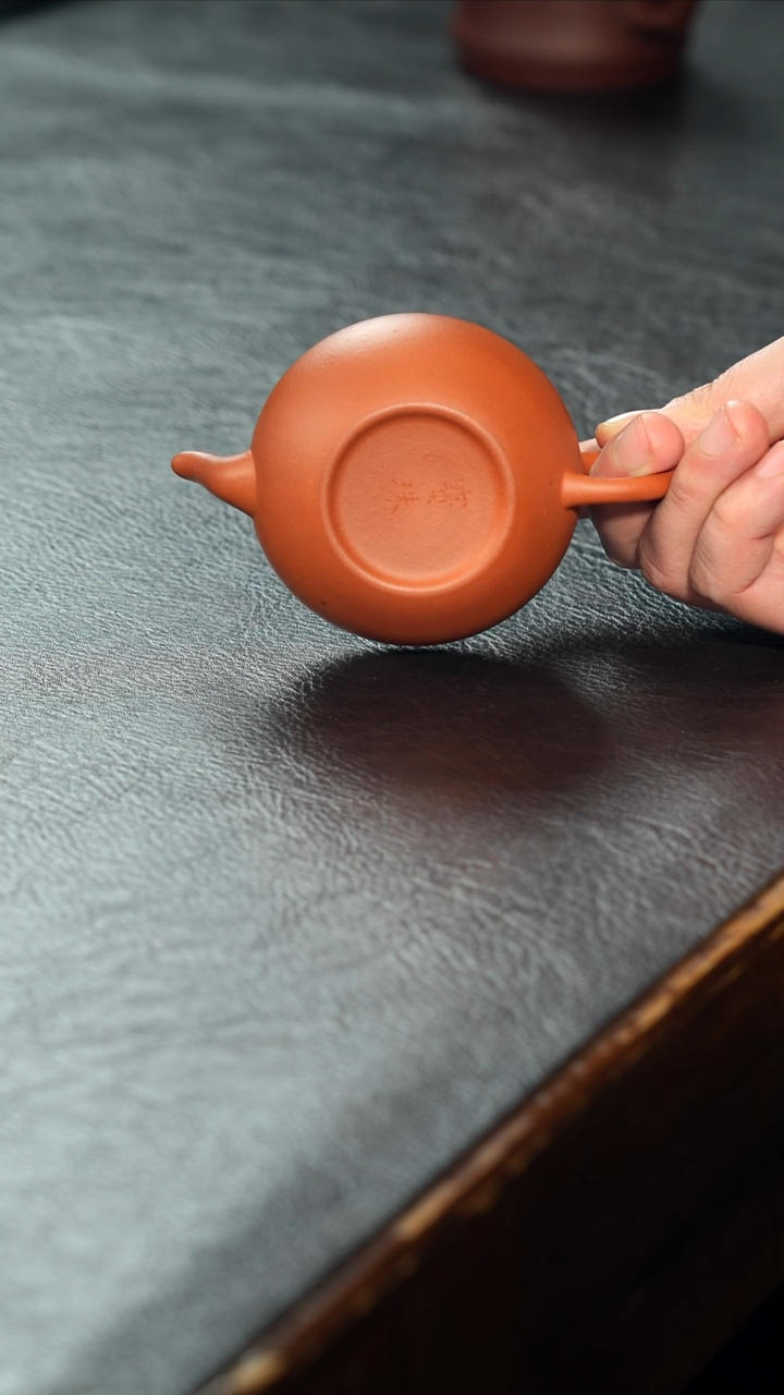 茶壶紫砂宝珠红泥