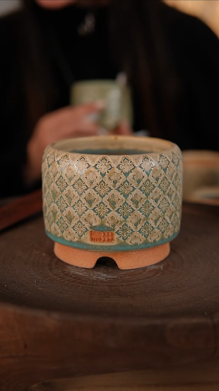 【闪购商品】红陶1-30-266默认有瑕口8.5