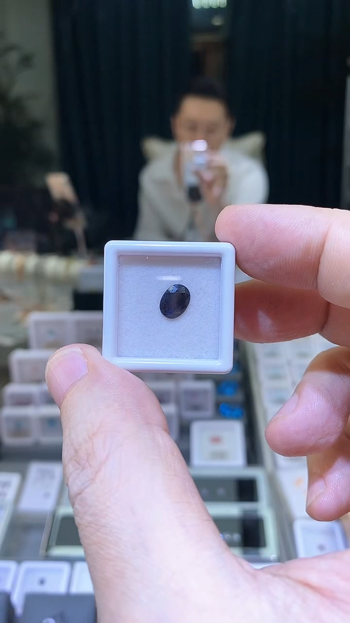 裸石蓝宝石天然蓝宝石裸石