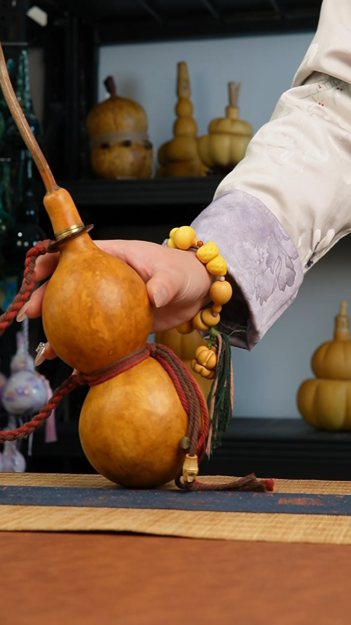 308号 天然热水酒葫芦 一物一拍（有瑕介意勿拍）