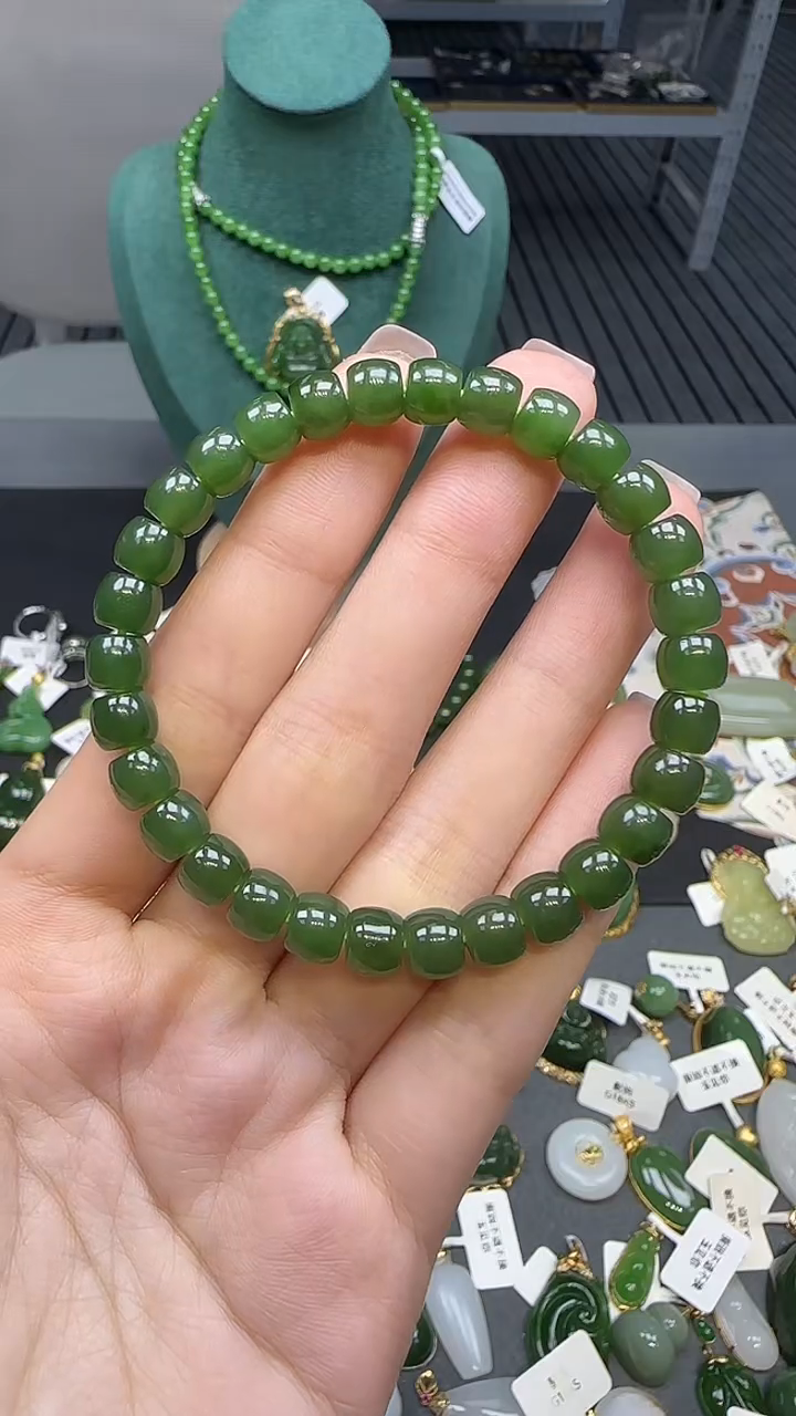 未镶嵌手串和田玉1