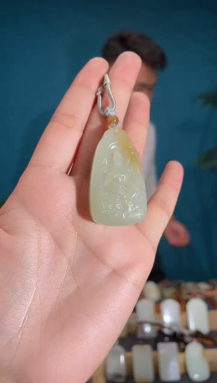 颈饰未镶嵌和田玉1