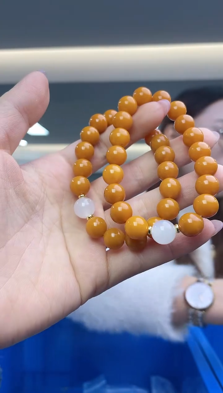 【闪购商品】蜜蜡裸石未镶嵌（多样性发一件）