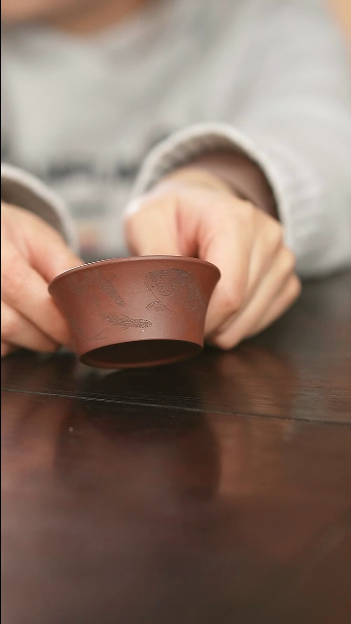 茶杯紫砂奕如鱼藻主人杯底槽青