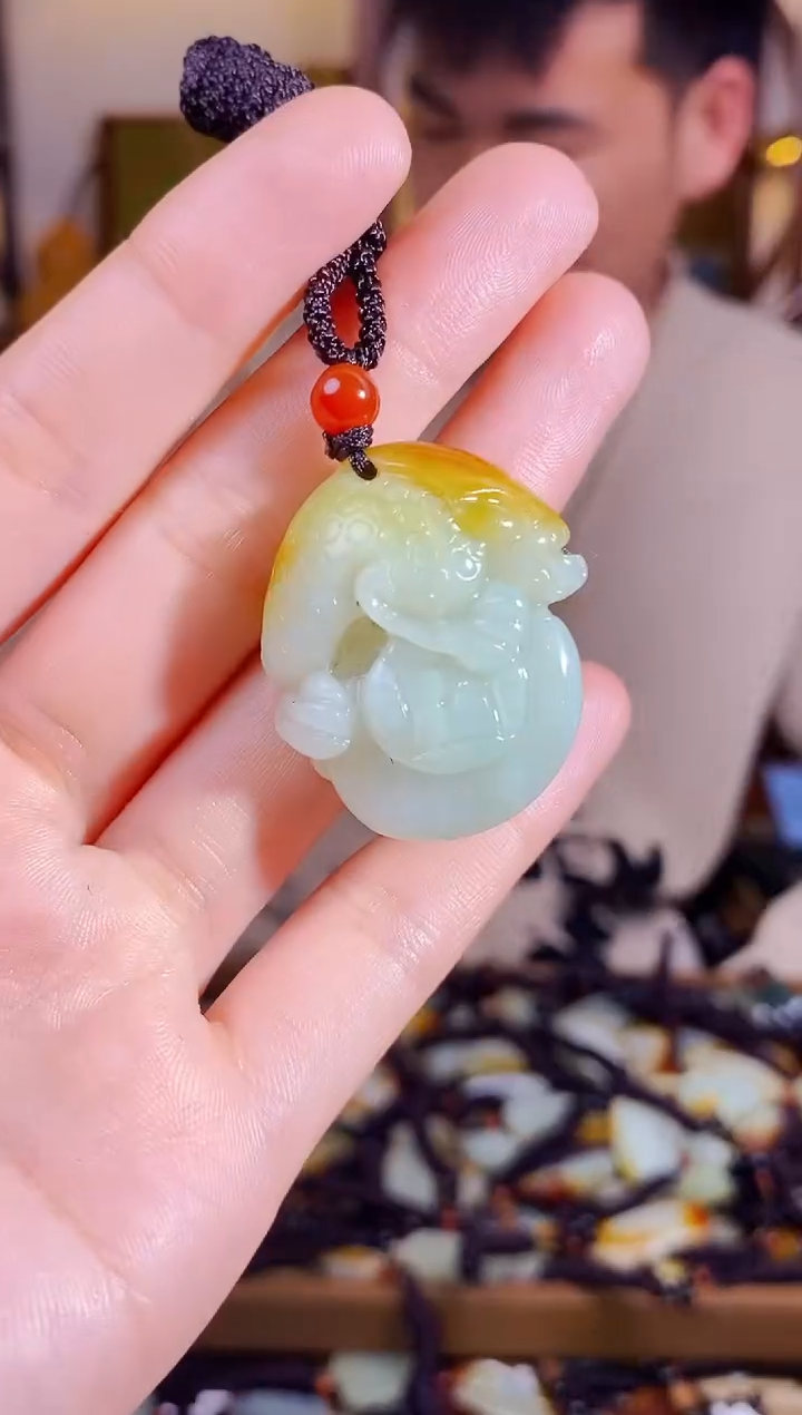 【闪购商品】和田玉颈饰未镶嵌1