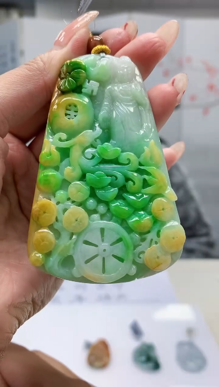 【闪购商品】定制翡翠未镶嵌0405MM-毛货挂件94赠珠链