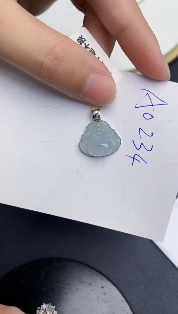 【闪购商品】翡翠颈饰18K金镶嵌000000000