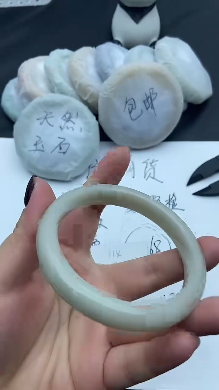 未镶嵌手镯石英质玉114+62/63