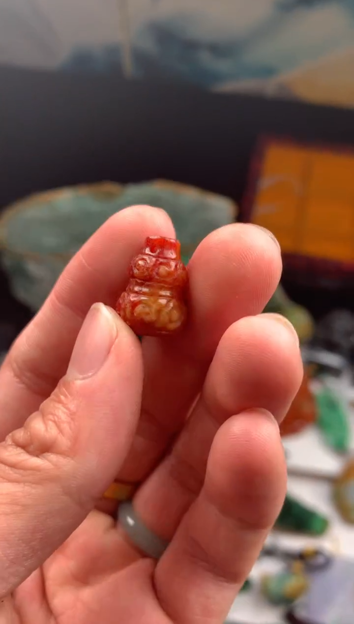 颈饰未镶嵌翡翠天然A货翡翠