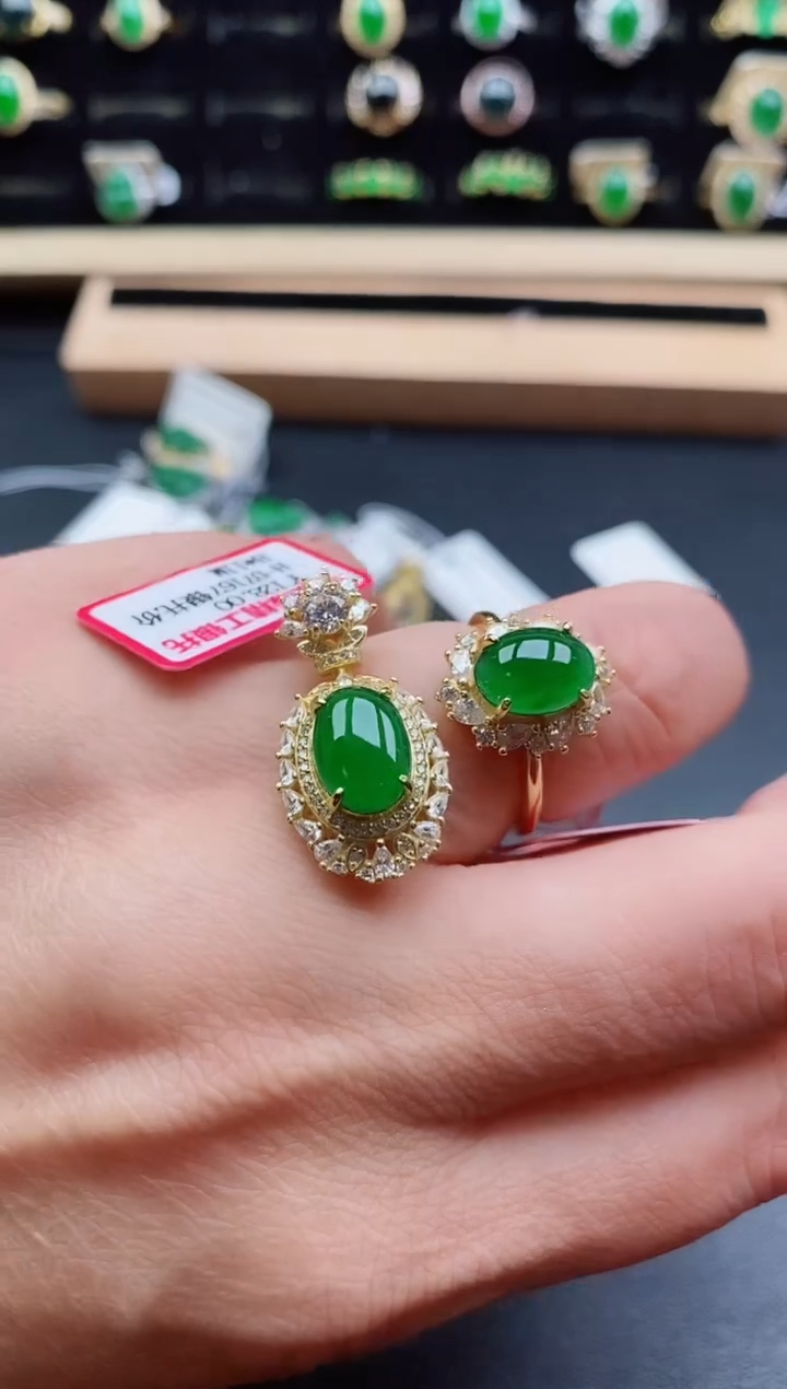 银S925镶嵌戒指翡翠1