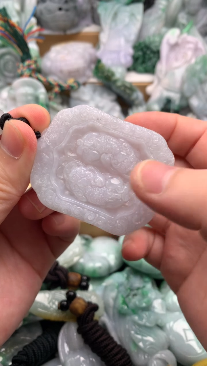 吊坠(不含链)未镶嵌翡翠1