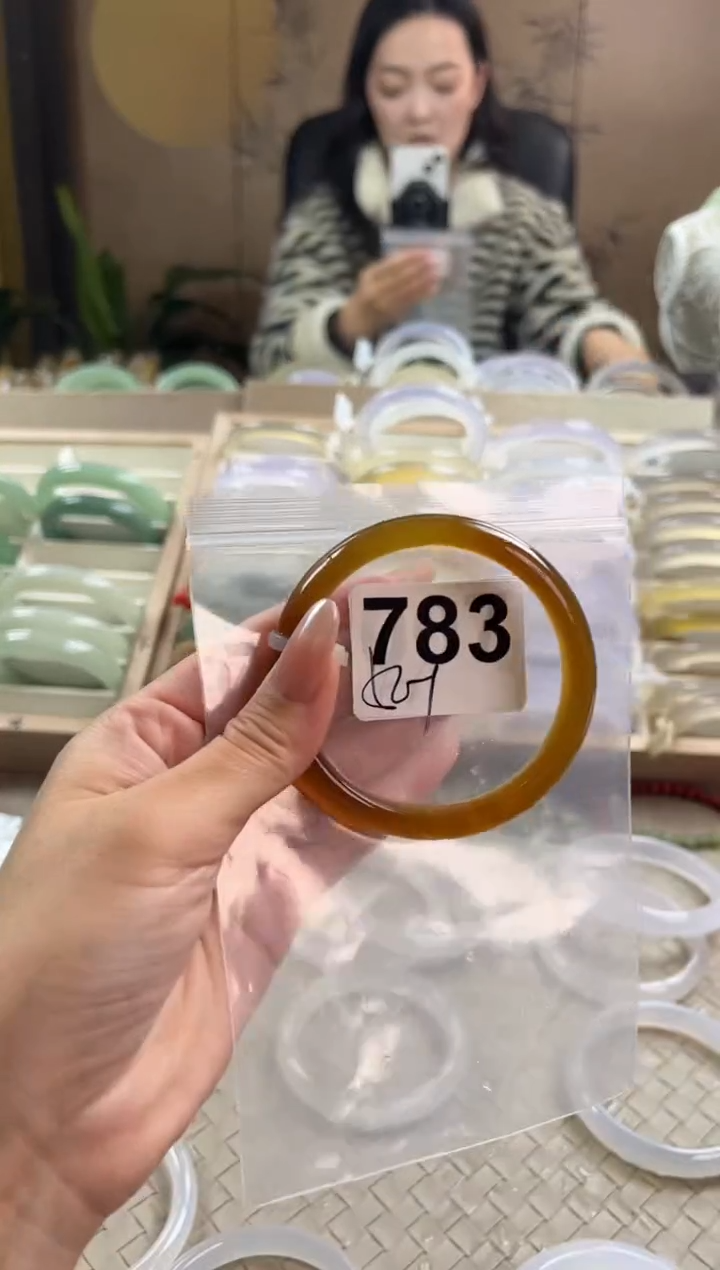 手镯玛瑙/玉髓未镶嵌783