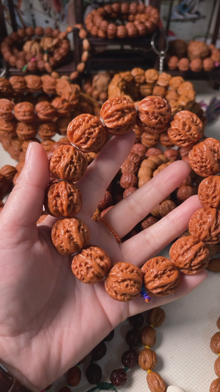 【闪购商品】文玩核桃手串小核桃