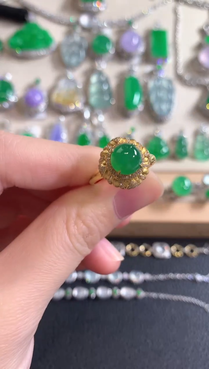 18K金镶嵌戒指翡翠冬日珠宝W123