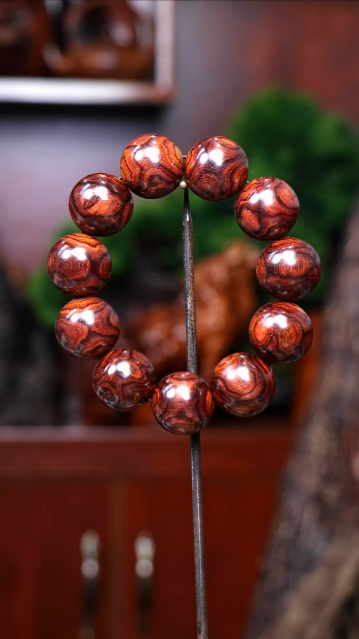 【闪购商品】黄花梨/降香黄檀手串/手链海南黄花梨2.5手串